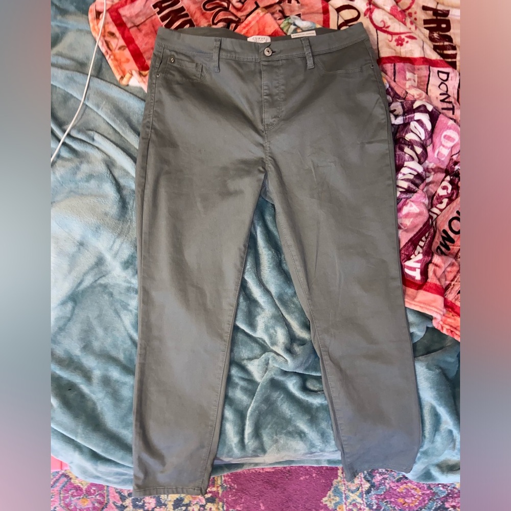 Curve Appeal Women’s Jeans NEVER WORN